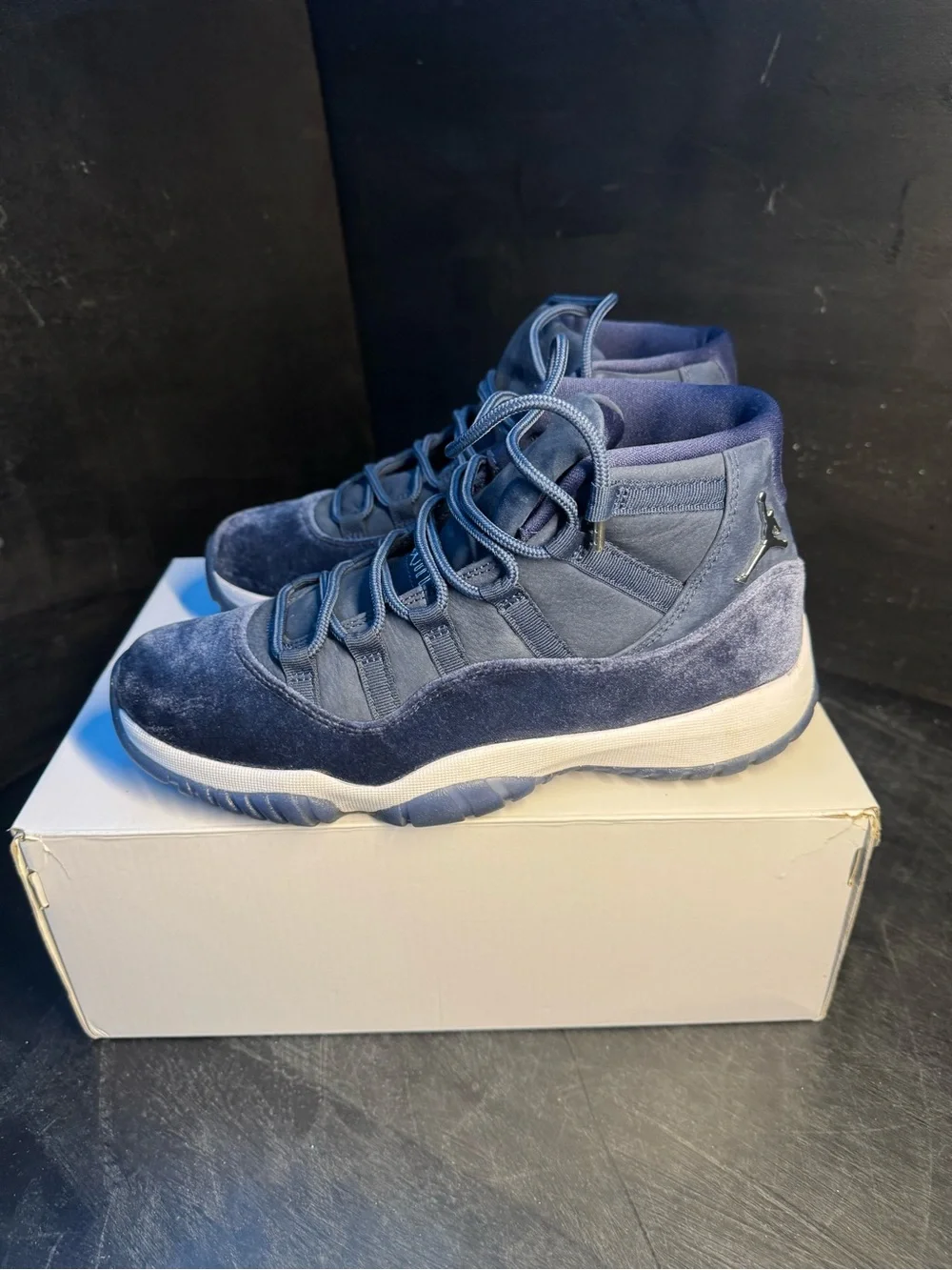 Jordan 11 women’s  Lace-Up High Top Boots - Navy Blue
